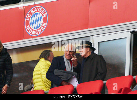 Munich, Germany. 09th Mar, 2019. Franz BECKENBAUER ( ex FCB President, captain of honor FCB) Bulle Franz Roth, former football star FC BAYERN MUNICH - VFL WOLFSBURG 6-0 - DFL REGULATIONS PROHIBIT ANY USE OF PHOTOGRAPHS as IMAGE SEQUENCES and/or QUASI-VIDEO - 1.German Soccer League, Munich, March 09, 2019 Season 2018/2019, matchday 25, FCB, München, Credit: Peter Schatz/Alamy Live News Stock Photo