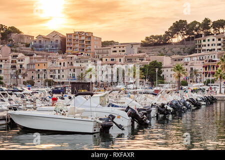 Fischerhafen Port de Sóller Mallorca Spanien Stock Photo