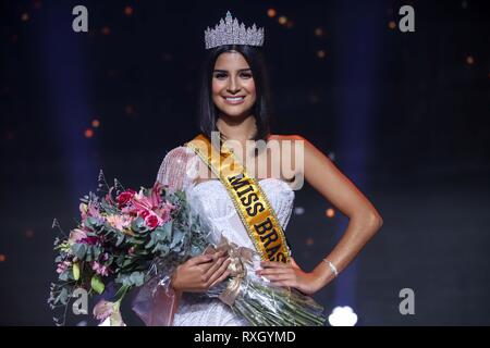 Sao Paulo, Brazil. 9th March 2019. Miss Brazil winner Julia Horta, 24 years old Miss Minas Gerais Be Emotion during the Miss Brasil Be Emotion contest at the SÃ£o Paulo Expo exhibition center in the south of the city of SÃ£o Paulo, on Saturday, 09. Credit: William Volcov/ZUMA Wire/Alamy Live News Stock Photo