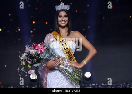 Sao Paulo, Brazil. 9th March 2019. Miss Brazil winner Julia Horta, 24 years old Miss Minas Gerais Be Emotion during the Miss Brasil Be Emotion contest at the SÃ£o Paulo Expo exhibition center in the south of the city of SÃ£o Paulo, on Saturday, 09. Credit: William Volcov/ZUMA Wire/Alamy Live News Stock Photo