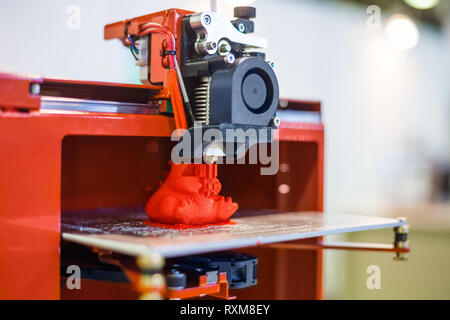 Automatic three dimensional 3D printer machine printing plastic model Stock Photo