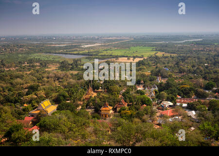 Cambodia, Phnom Penh, Oudong, view east towards monastery and temple from Buddha’s eyebrow hair stupa Stock Photo