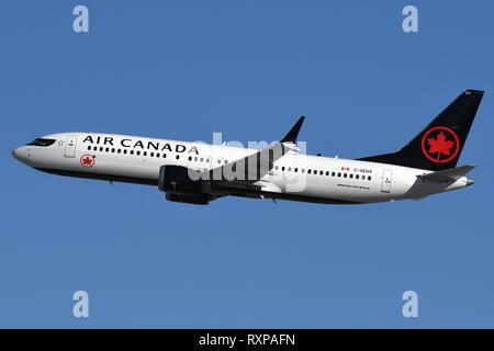 BOEING 737-MAX8 (C-GEHV) OF AIR CANADA Stock Photo