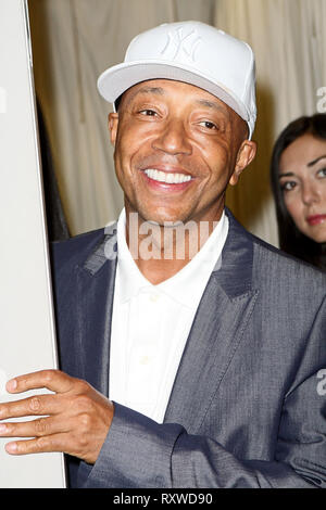 New York, NY, USA. 03 Jun, 2010. Russell Simmons at The Thursday, Jun 3, 2010 7th Annual Wayuu Taya Foundation Gala at Stephen Weiss Studio in New York, NY, USA. Credit: Steve Mack/S.D. Mack Pictures/Alamy Stock Photo