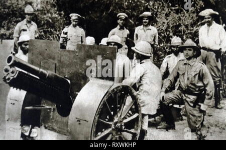 Paraguayan gun battery during the Chaco War 1932 1935 Guerra