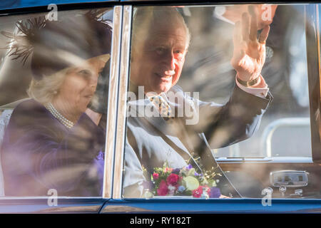 Westminster Abbey, London, UK. 11th Mar, 2019. Prince Charles and Camilla leave - A service of celebration of the 70th anniversary of the modern Commonwealth at Westminster Abbey. Credit: Guy Bell/Alamy Live News Stock Photo