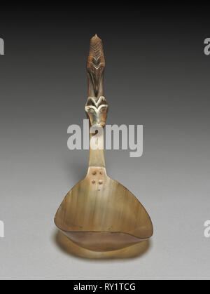 Spoon, late 1800s-early 1900s. America, Native North American, Northwest Coast, Tlingit ?, late 19th Century. Horn, copper; overall: 10 x 9.7 cm (3 15/16 x 3 13/16 in Stock Photo