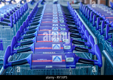 Aldi, Charlottenburg, Berlin Deutschland Stock Photo