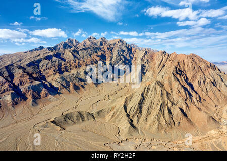 Mountains along the Dasht-e Lut Desert in Iran, taken in January 2019 taken in hdr Stock Photo