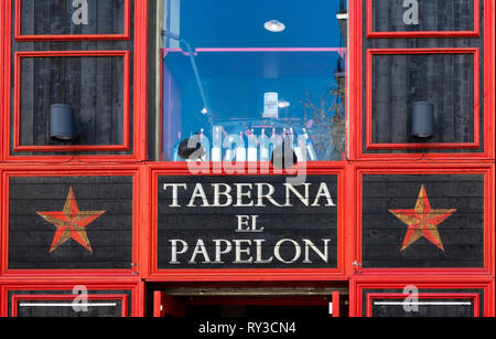 Taberna El Papelon, a cafe in Seville, Spain Stock Photo