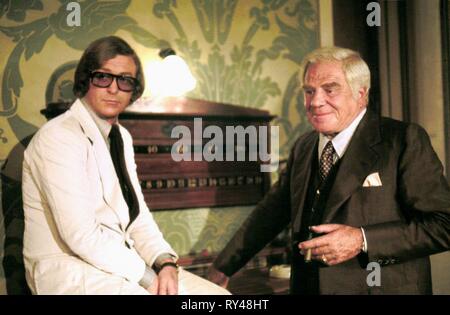 CAINE,STANDER, PULP, 1972 Stock Photo