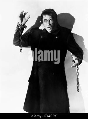 PETER CUSHING, THE CURSE OF FRANKENSTEIN, 1957 Stock Photo