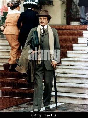 DIRK BOGARDE, DEATH IN VENICE, 1971 Stock Photo