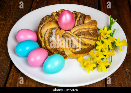 Easter baking. Easter wreath. A wreath with an easter egg in the middle Stock Photo