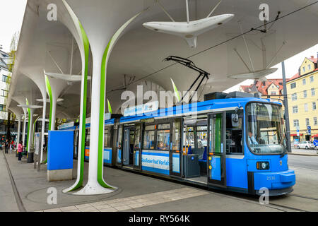 Tram, Bahnhof Muenchner Freiheit, Muenchen, Bayern, Deutschland, Münchner Freiheit Stock Photo