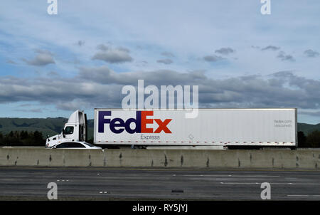 FedEx truck on 880 freeway over Alameda Creek in Union City California