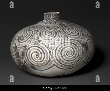 Olla (Jar), c. 1100-1250. Southwest, Arizona, Anasazi, Tularosa black-on-white, 12th-13th century. Ceramic, slip; overall: 30 x 40.5 cm (11 13/16 x 15 15/16 in Stock Photo