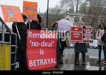 London, UK. 12th March, 2019. Pro-Brexit Activists demonstrate opposite Westminster, London. 12th of March 2019. Credit: Thomas Krych/Alamy Live News Stock Photo