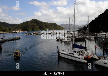 Picton Marina almost at the head of the Queen Charlotte Sound in the Marlborough region of New Zealands South Island. Stock Photo