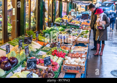 Vienna Naschmarkt Linke Wienzeile open air fruit & veg market. Austria