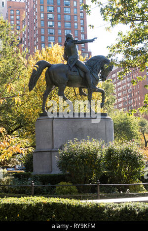 George Washington Statue, Union Square Park, NYC Stock Photo