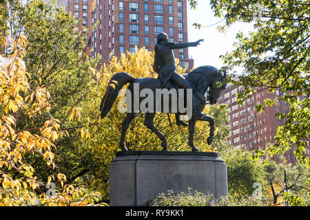 George Washington Statue, Union Square Park, NYC Stock Photo