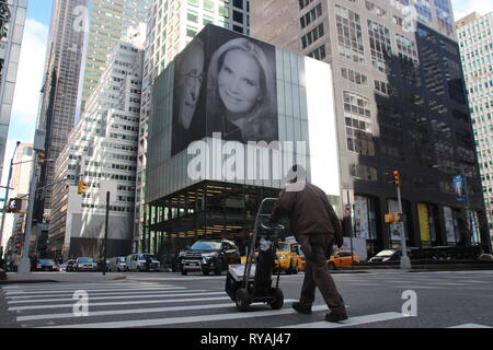 New York, USA. 12th Mar, 2019. 81-year-old real estate agent Harry Macklowe has had a twelve by seven-meter portrait of himself and one of his newlyweds wife Patricia Landeau hung up on the side of a skyscraper he owns in the middle of Manhattan. Credit: Christina Horsten/dpa/Alamy Live News Stock Photo