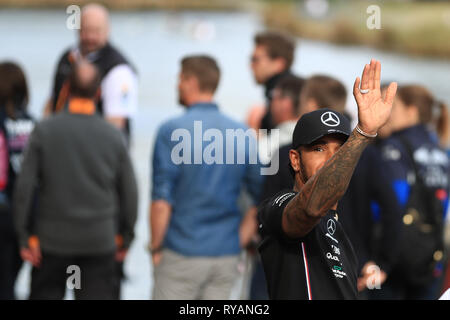 Melbourne, Australia. 13th March 2019, Melbourne Grand Prix Circuit, Melbourne, Australia; Formula 1 Season Launch in Melbourne; Mercedes AMG Petronas Motorsport, Lewis Hamilton waves to the waiting fans Credit: Action Plus Sports Images/Alamy Live News Stock Photo