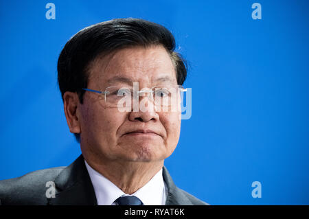 Berlin, Germany. 13th Mar, 2019. Thongloun Sisoulith, Prime Minister of the People's Republic of Laos, spoke at a press conference with Chancellor Merkel after her meeting at the Federal Chancellery. Credit: Bernd von Jutrczenka/dpa/Alamy Live News Stock Photo