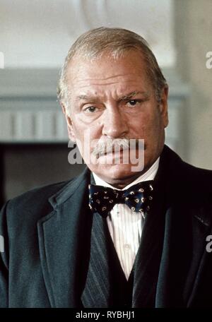 LAURENCE OLIVIER, A BRIDGE TOO FAR, 1977 Stock Photo