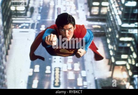 CHRISTOPHER REEVE, SUPERMAN, 1978 Stock Photo