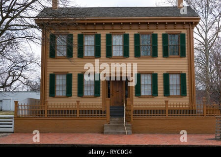 Springfield, Illinois, USA - March 10th, 2019.  Abraham Lincoln home on a beautiful Spring morning. Stock Photo