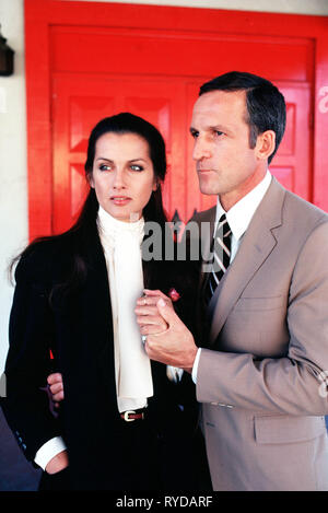 VERONICA HAMEL, DANIEL TRAVANTI, HILL STREET BLUES, 1981 Stock Photo