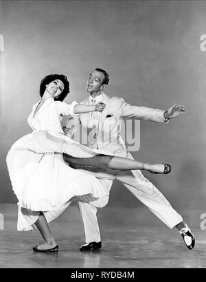 CYD CHARISSE, FRED ASTAIRE, THE BAND WAGON, 1953 Stock Photo