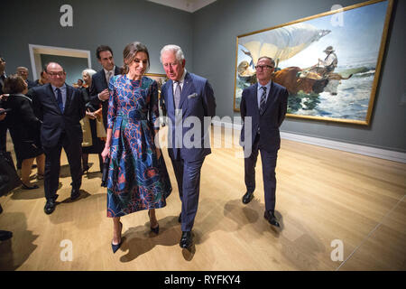 The Prince of Wales with Queen Letizia of Spain attend the opening of Sorolla: Spanish Master of Light at the National Gallery in London. Stock Photo