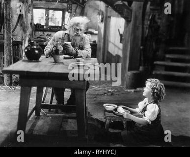 JEAN HERSHOLT, SHIRLEY TEMPLE, HEIDI, 1937 Stock Photo