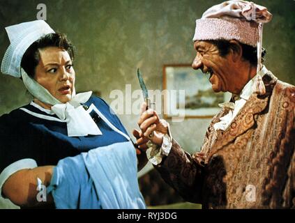 HATTIE JACQUES, SID JAMES, CARRY ON AGAIN DOCTOR, 1969 Stock Photo