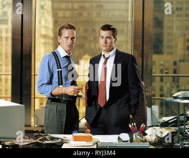 MICHAEL DOUGLAS, CHARLIE SHEEN, WALL STREET, 1987 Stock Photo