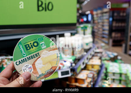 Supermarket. Organic food. French cheese : camembert.  France. Stock Photo