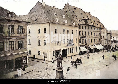 Buildings in Cheb, Horse-drawn carriages in the Czech Republic, Hotels in Karlovy Vary Region, Franz Joseph I of Austria, Monuments and memorials to people in the Czech Republic, 1913, Karlovy Vary Region, Eger, Markt mit Kaiser Josef, Denkmal Stock Photo