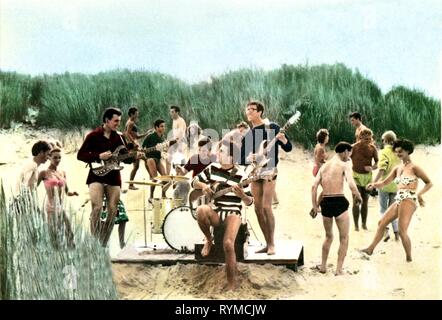 WELCH,BENNETT,ROSTILL,MARVIN, RHYTHM N GREENS, 1964 Stock Photo