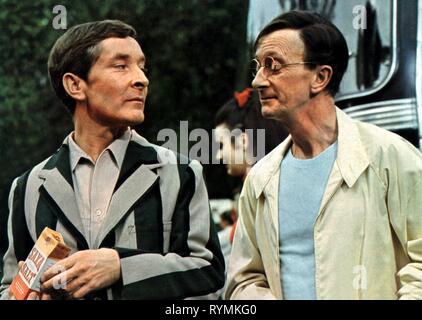 WILLIAMS,HAWTREY, CARRY ON CAMPING, 1969 Stock Photo