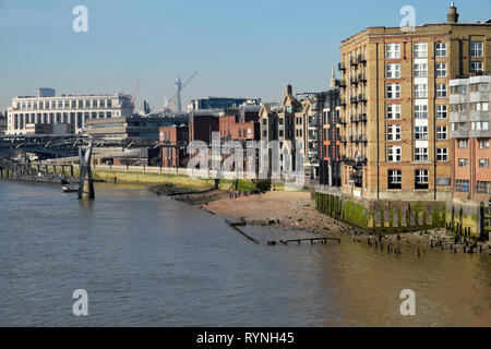 London Queenhithe Stock Photo: 56673578 - Alamy