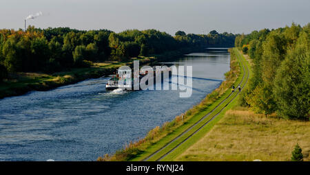 Elbe Lateral Canal near Esterholz lock (part of Wrestedt), Uelzen District, Lower Saxony, Germany Stock Photo