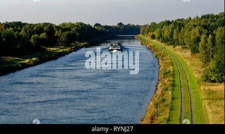 Elbe Lateral Canal near Esterholz lock (part of Wrestedt), Uelzen District, Lower Saxony, Germany Stock Photo