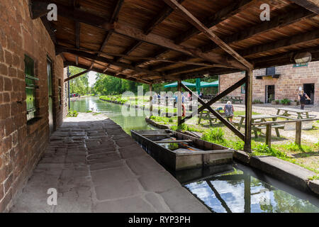 Cromford Wharf, is a small picturesque place, in the Derbyshire country side, next to the canal, it has a small cafe on site Stock Photo
