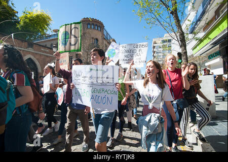 Seville, Spain. 15th Mar 2019. Hundreds of young people took to the street to join the Fridays for Future movement. Demanding that we change politics and save our planet. Worldwide on 16th March 2019 thousands of people marched for better climate policies. Credit: Claudia Wiens/Alamy Live News Stock Photo