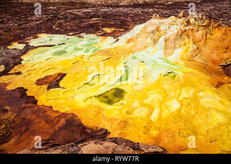 Colourful spings of acid in Dallol, Danakil depression, Ethiopia, Africa Stock Photo