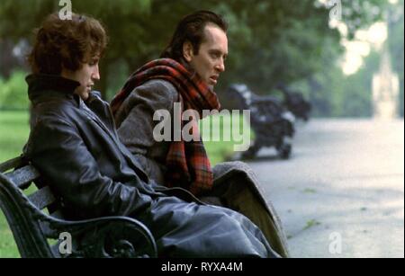 PAUL MCGANN, RICHARD E. GRANT, WITHNAIL AND I, 1987 Stock Photo