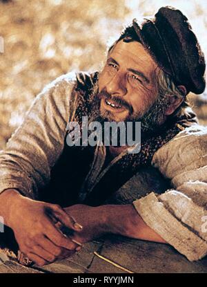 CHAIM TOPOL, FIDDLER ON THE ROOF, 1971 Stock Photo